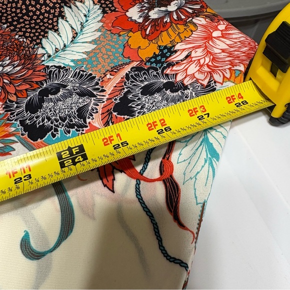 Rose + Olive floral print dolman sleeve v-neck bohemian style tunic - Picture 10 of 15